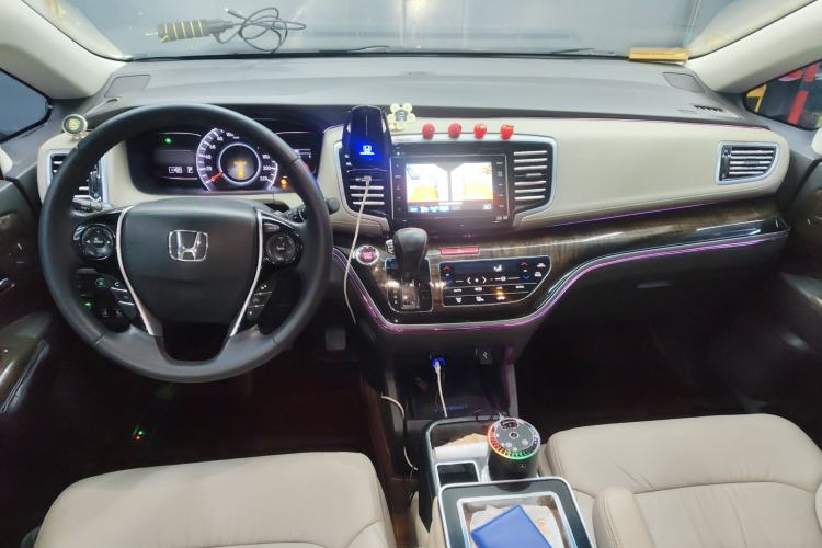 Used Honda Odyssey 2015 2.4L Supreme Edition