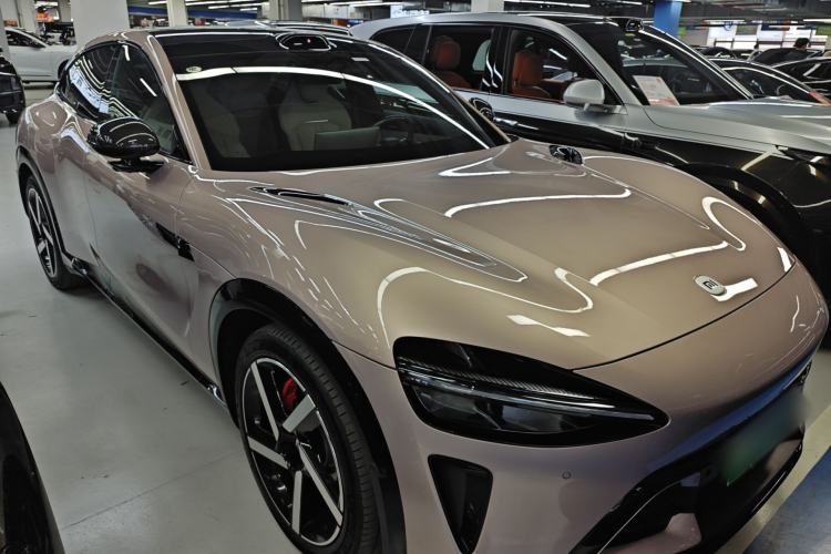 Used Xiaomi Auto YU7 2025 Ultra-Long Range High-Performance All-Wheel-Drive Max Edition
