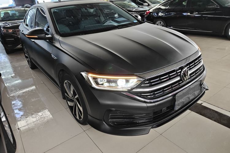 Used Volkswagen Sagitar 2023 300TSI DSG Excellence Edition Front Right 45 Deg