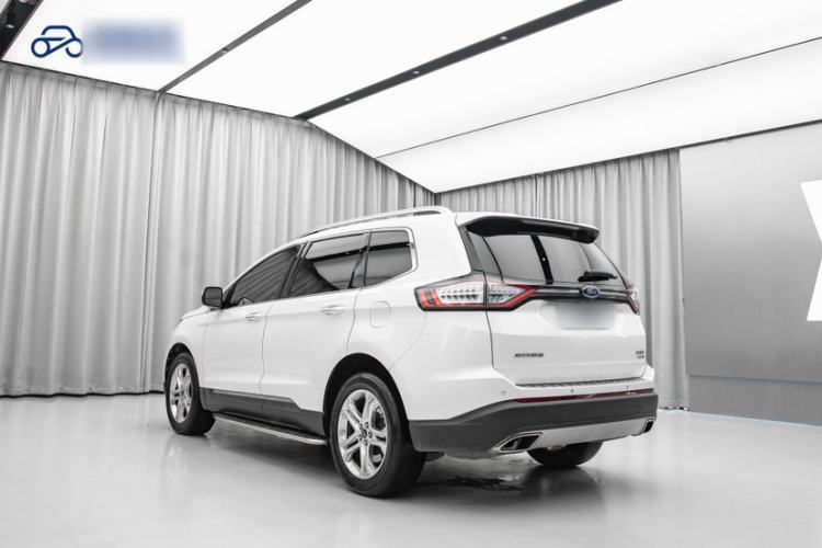 Used Ford Edge 2016 EcoBoost 245 Four-Wheel Drive Titanium Edition 7-Seater
