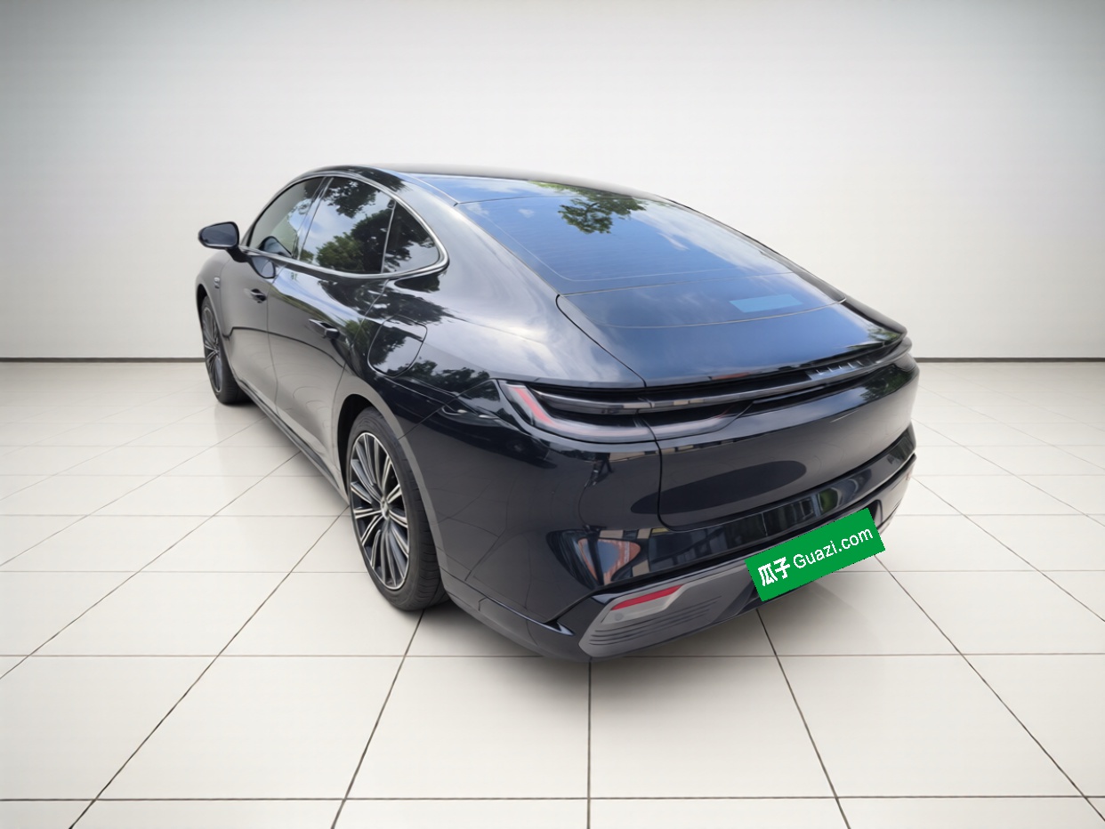 Geely Galaxy 8 2025 130km EM-P Exploration Edition — снимка 4