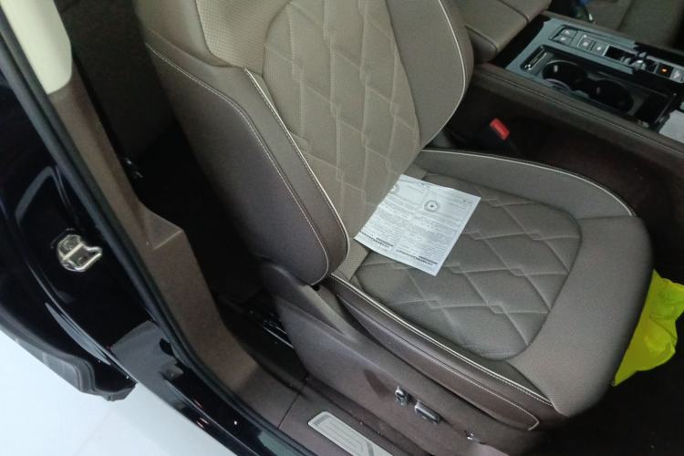 Used Volkswagen Viloran 2024 380TSI Premium Edition