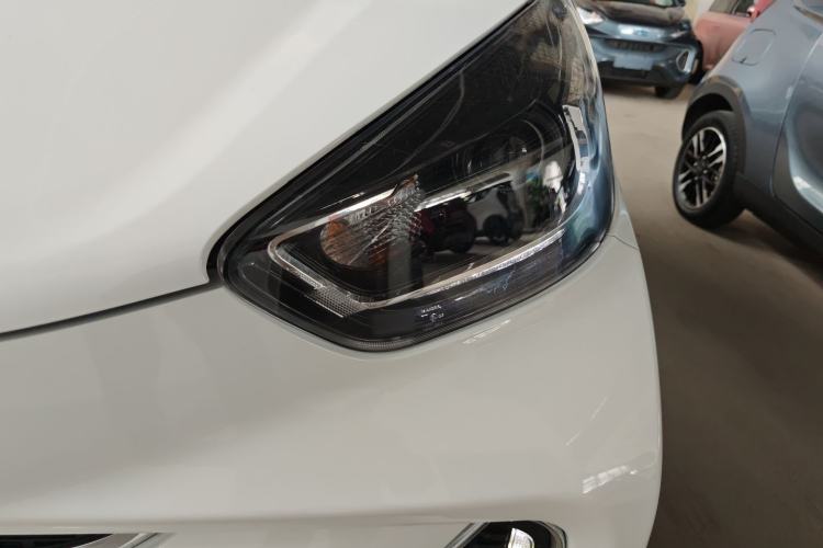 Used Chery QQ Little Ant 2022 Restyled Version Sweet Pink Edition Half-Sugar Version 30.6 kWh 30 kW 301 km