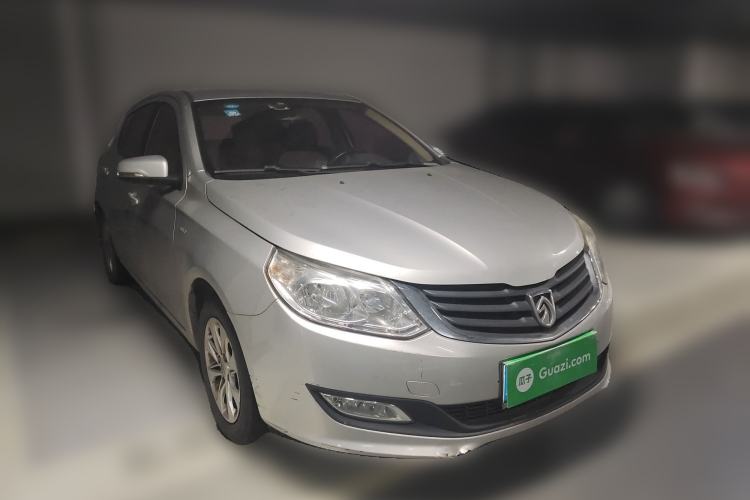 Used Baojun 610 2014 1.5L manual Comfort trim level