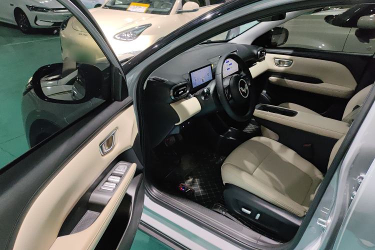 Used Wuling Bingo PLUS 2024 510 km Flagship Edition Four-Seater Version
