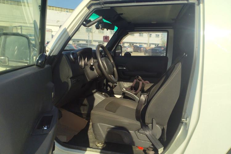 Used BAIC Off-Road BJ40 2014 2.4L Manual Cross-Country Edition Driver Seat