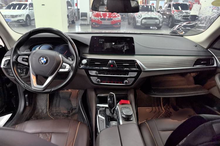 Used BMW 5 Series 2018 Facelifted 530Li Luxury Edition Premium Package