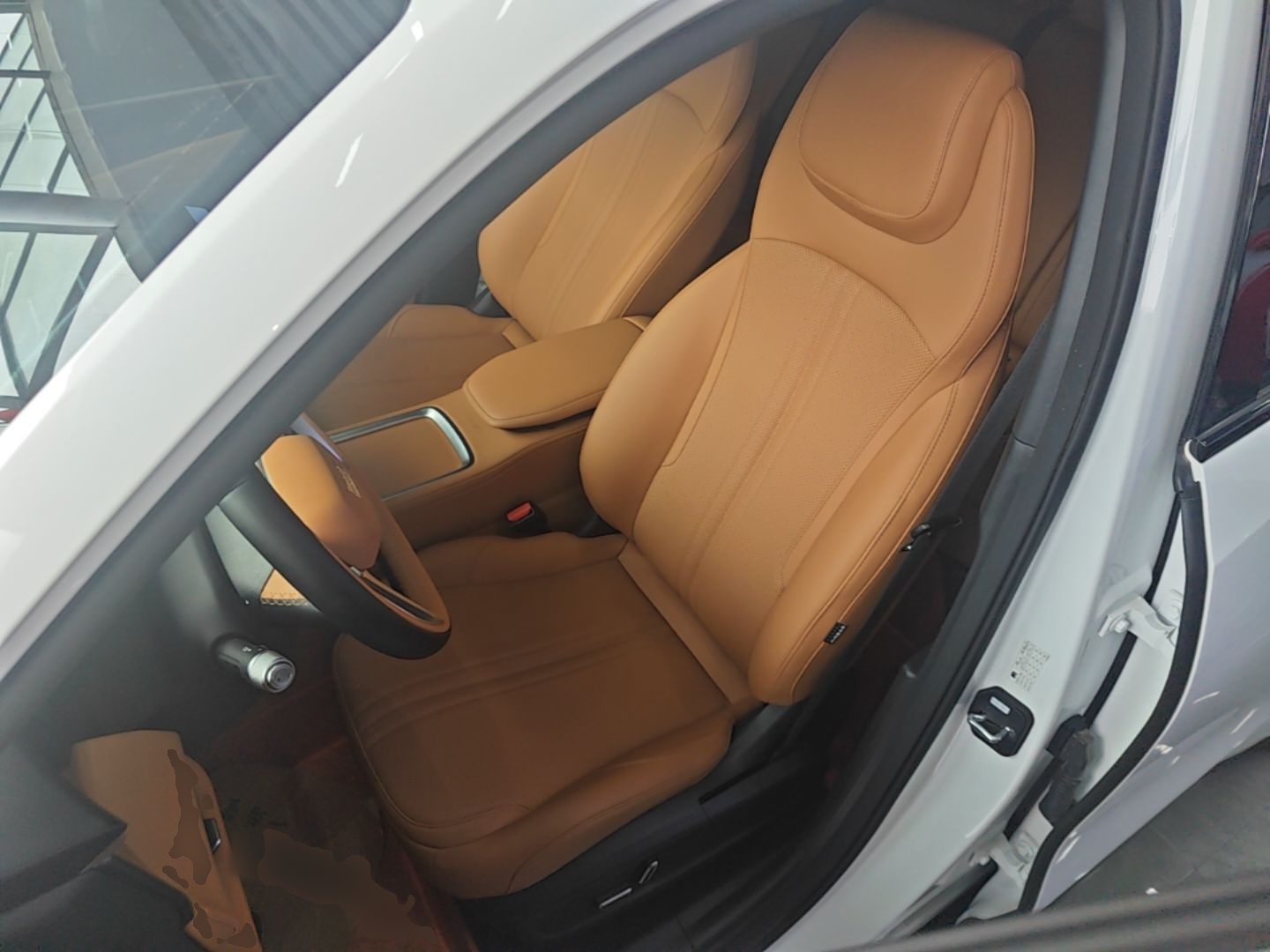 Geely Galaxy L7 2025 EM-i 115km Long-Range Version — снимка 17