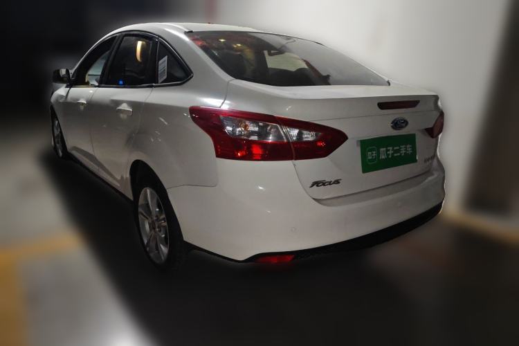 Used Ford Focus 2012 Sedan 1.6L Automatic Fashion Edition