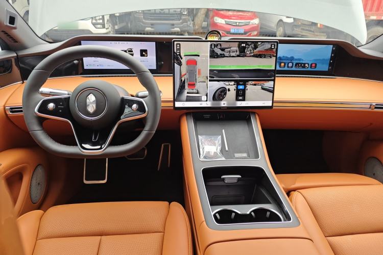 Used Hima S9T 2025 Model Range-Extended Ultra Long-Range Version Center Console