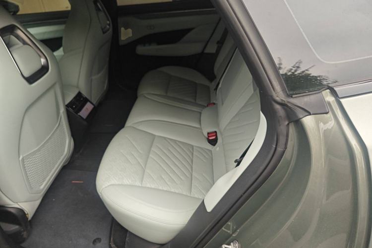 Used Zeekr 001 2024 ME Edition 100 kWh All-Wheel Drive