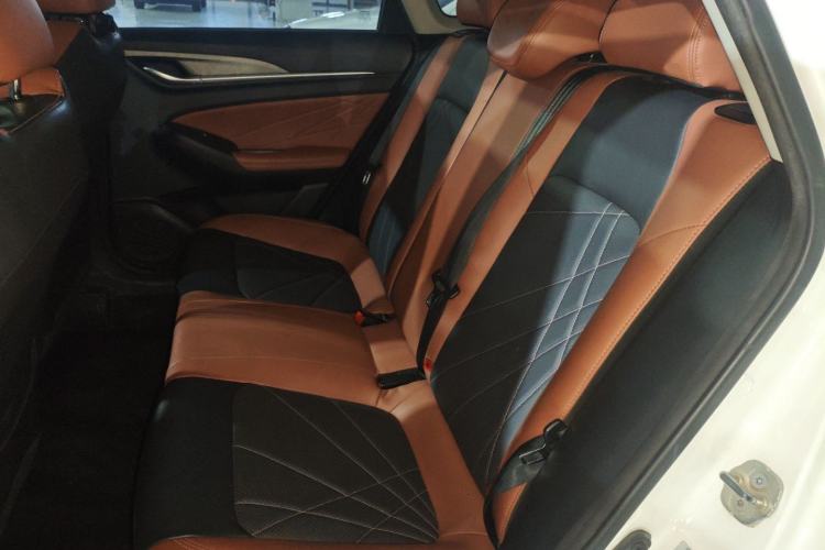 Used Changan Eado 2022 PLUS Blue Whale NE 1.4T GDI DCT Prestige Edition