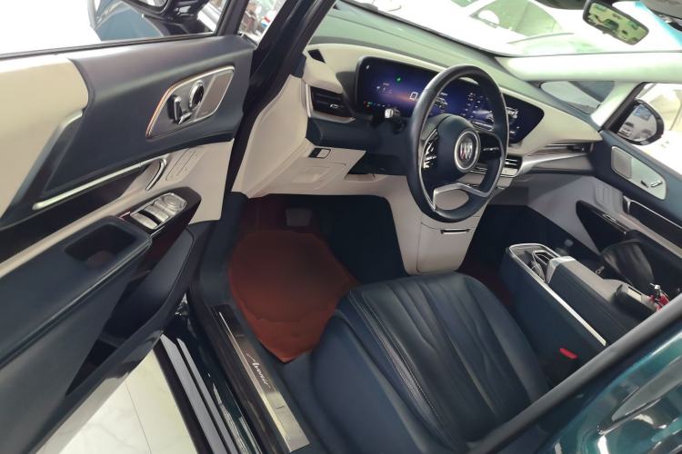 Used Buick Century 2023 2.0T Four-Seat Private Edition Driver Seat