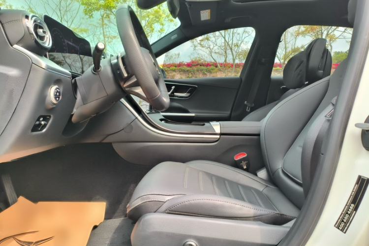 Used Mercedes-Benz C-Class 2025 C 260 L Sport Edition Interior 3