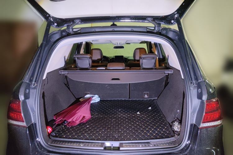 Used Mercedes-Benz GLE 2015 GLE 400 4MATIC Trunk