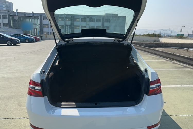 Used Skoda Superb 2016 TSI280 DSG Advanced Edition
