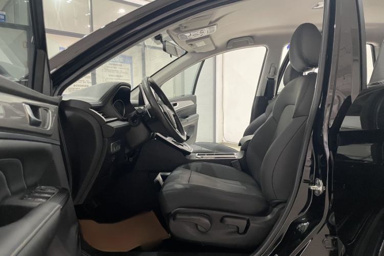 Used Haval M6 2021 PLUS 1.5T DCT Elite Smart Connectivity Model
