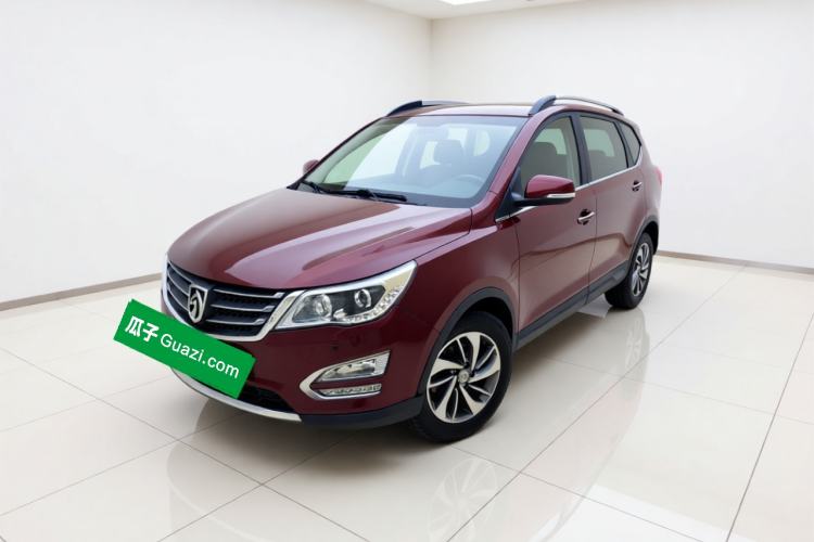 Used Baojun 560 2015 1.8L manual luxury version