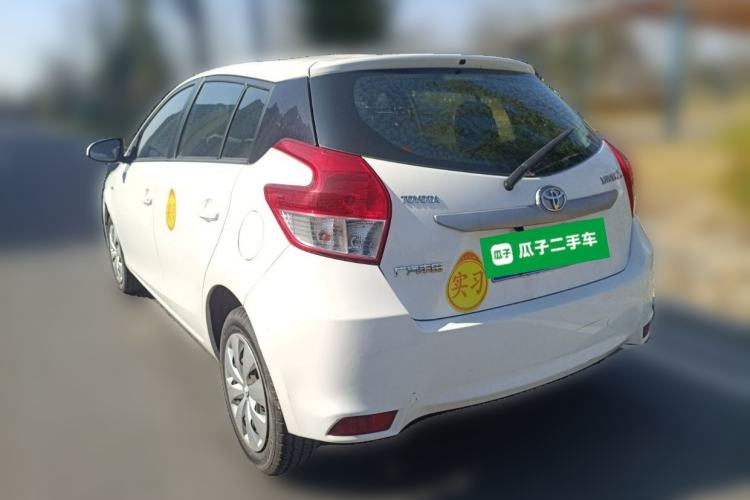 Used Toyota YARiS L Zhi Xuan 2015 1.5E Automatic Charm Edition
