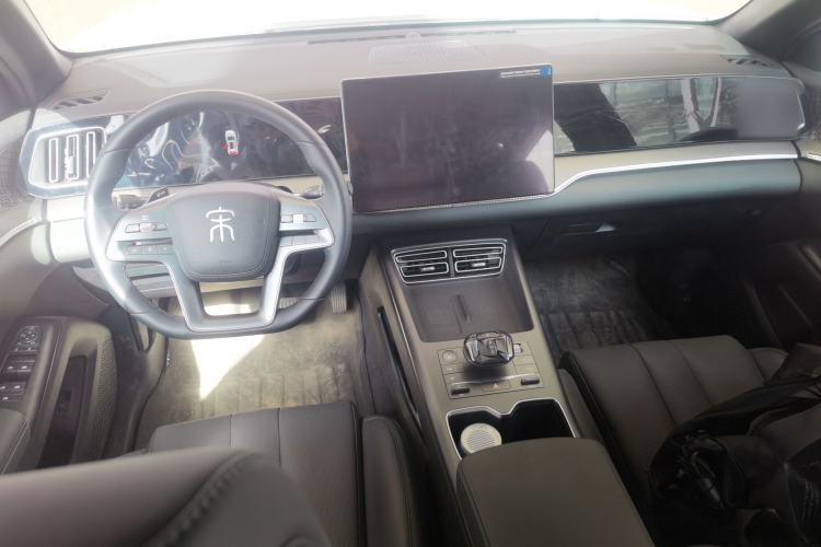 Used BYD Song Pro New Energy 2025 Second-Generation Intelligent Driving Version DM-i 115KM Excellence Edition Center Console