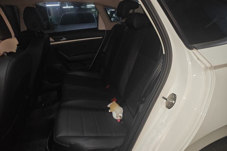 Used Volkswagen Lavida 2019 1.5L Automatic Comfort Edition China VI Standard Left Rear Seat