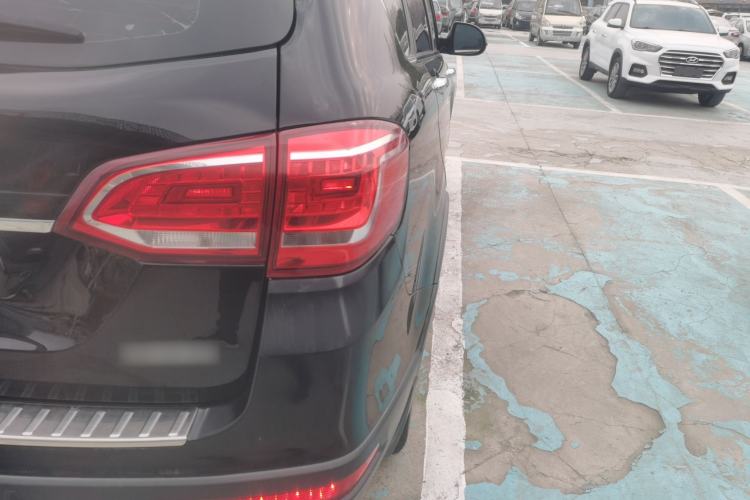 Used Haval H6 2017 Red-Label Sport Edition 1.5T Automatic Two-Wheel Drive Luxury Model
