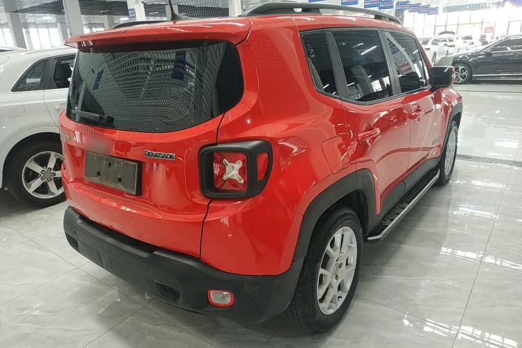 Used Jeep Renegade 2019 220T Automatic Leading Edition Rear Right 45 Deg