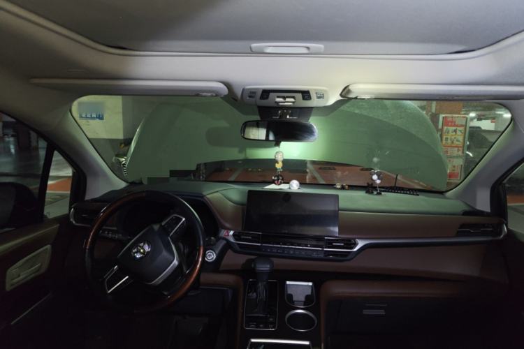 Used Toyota Sienna 2023 2.5L Hybrid Comfort Edition
