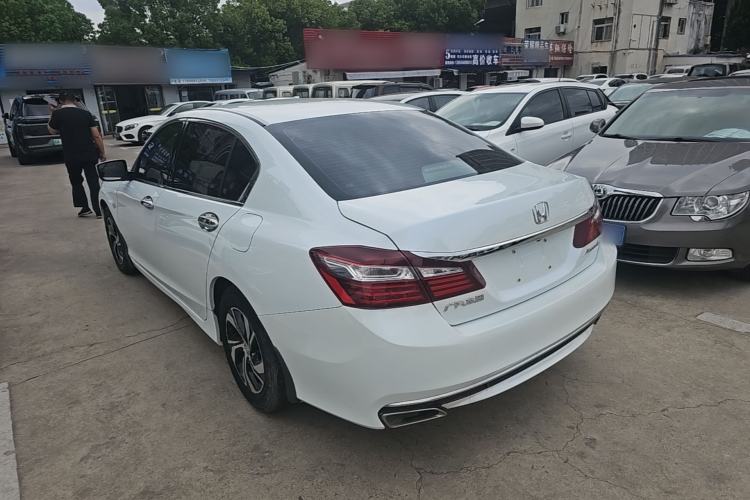 Used Honda Accord 2016 2.0L Comfort Edition
