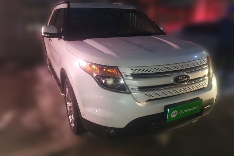 Used Ford Explorer 2013 3.5L Deluxe Model
