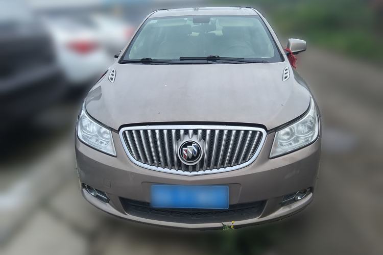 Used Buick LaCrosse 2011 2.4L SIDI Elegant Edition Front