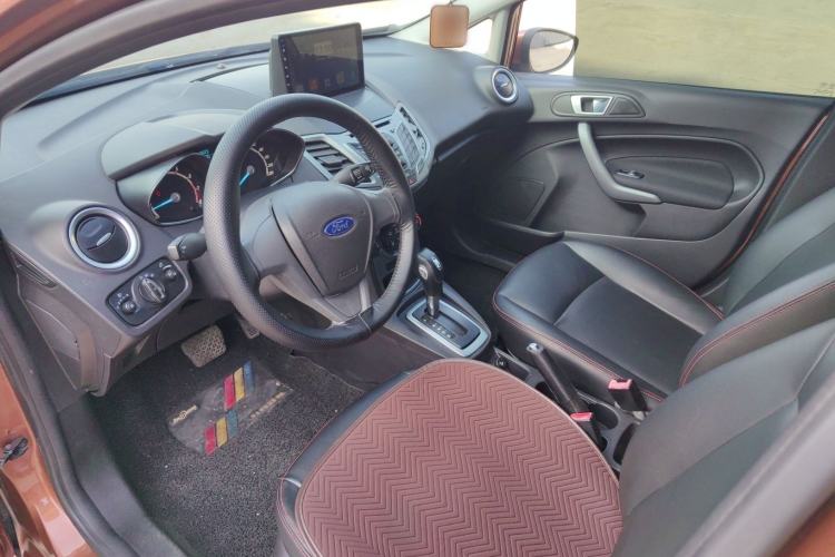 Used Ford Fiesta 2013 Hatchback 1.5L Automatic Fashion Edition
