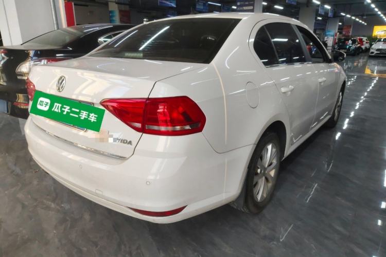 Used Volkswagen Lavida 2015 1.6L Automatic Comfort Edition