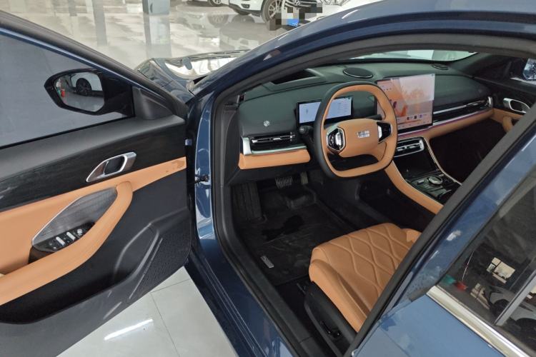 Used Geely Galaxy A7 2025 Model EM-i 150km Starship Edition Driver Seat