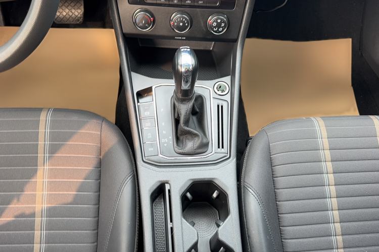 Used Volkswagen Lavida 2018 Hatchback 200TSI DSG Comfort Edition China V Standard
