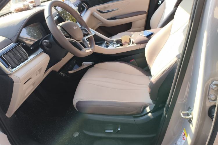 Used BYD Song PLUS New Energy 2025 DM-i 112KM Prestige Model
