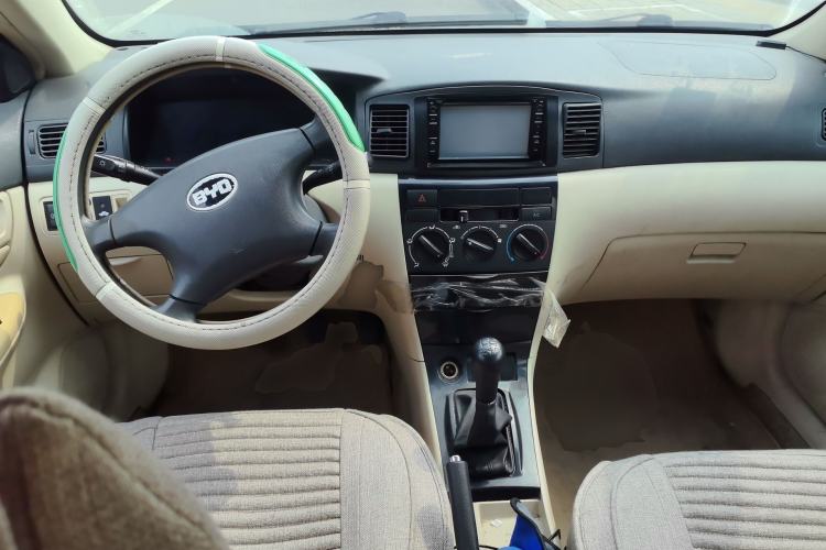 Used BYD F3 2012 Energy-Saving Edition 1.5L Manual Standard Model