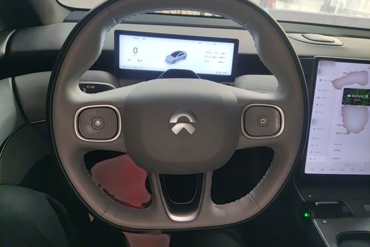 Used Nio ET5 2022 75 kWh Steering Wheel