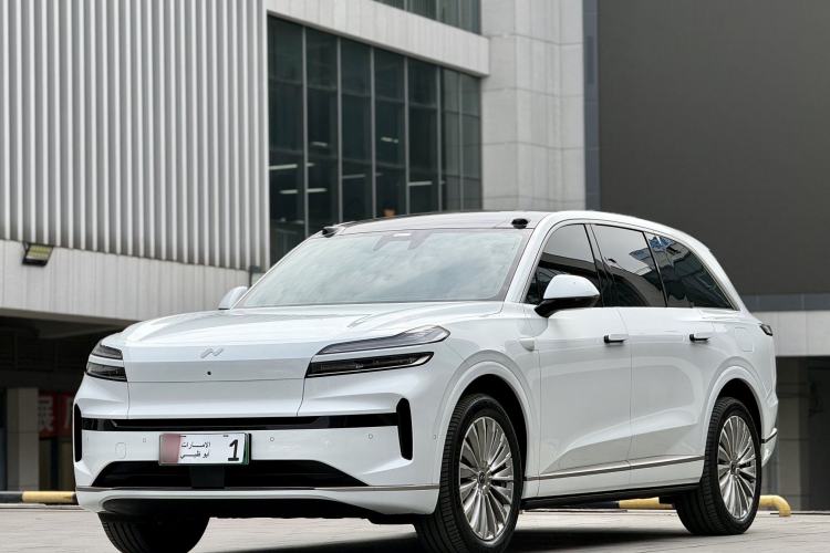 Used ONVO Luxeed L90 2025 Model—Ultra Six-Seater Version