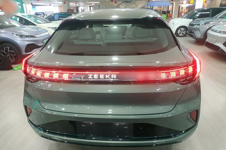Used Zeekr 001 2025 WE Edition 100 kWh Rear-Wheel Drive
