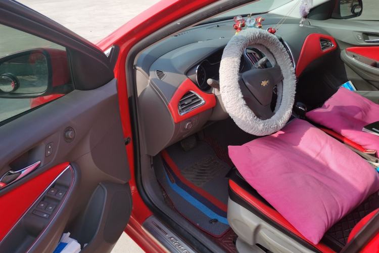 Used Chevrolet Cruze 2015 1.5L Automatic Fashion Navigation Edition