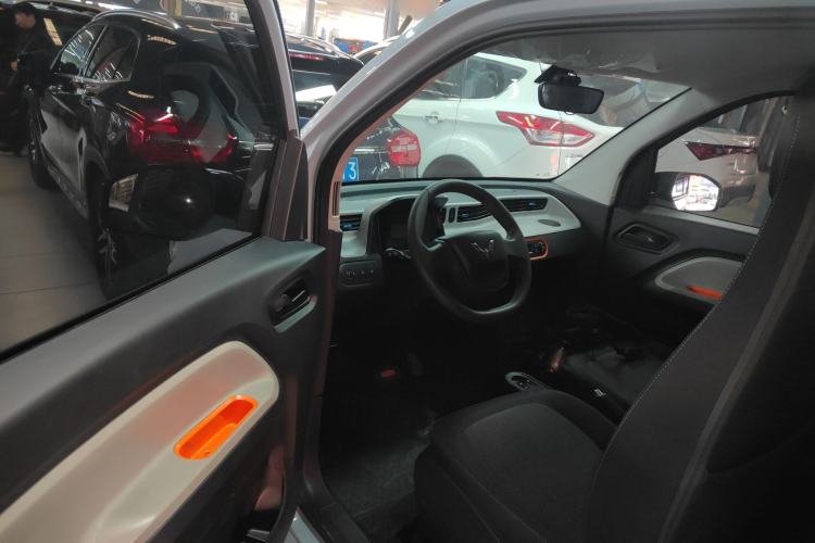 Used Wuling Hongguang MINIEV 2022 Easy Version Lithium-NMC
