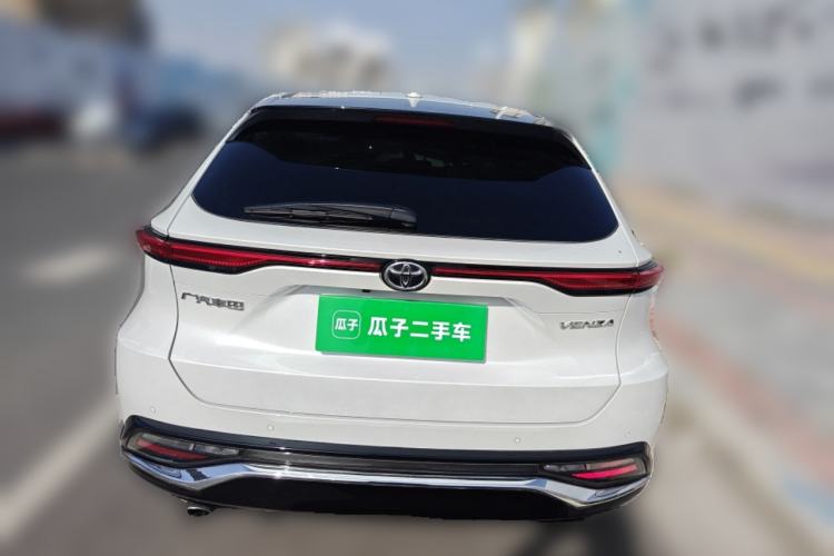 Used Toyota Venza 2023 2.0L CVT Two-Wheel Drive Luxury Edition Rear