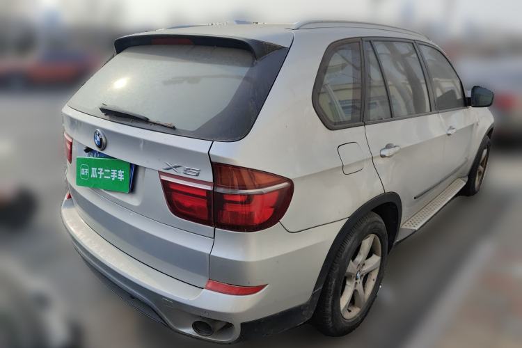 Used BMW X5 2011 xDrive35i Luxury Model
