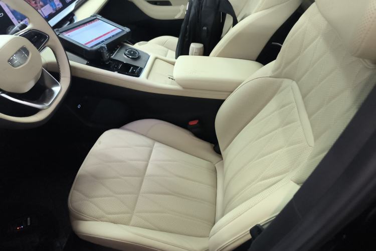 Used Geely Auto Monjaro L 2025 Dongfang Yao 2.0TD Automatic Jinzhao Edition
