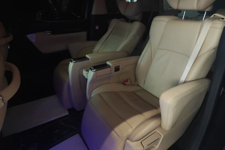 Used Toyota Alphard 2021 Dual-Engine 2.5L Luxury Edition Left Rear Seat