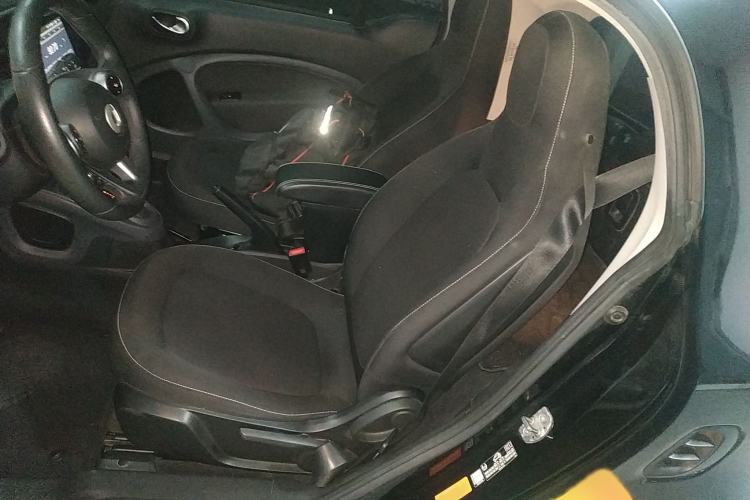 Used smart fortwo 2018 1.0L 52kW Hardtop Passion Edition China V Standard