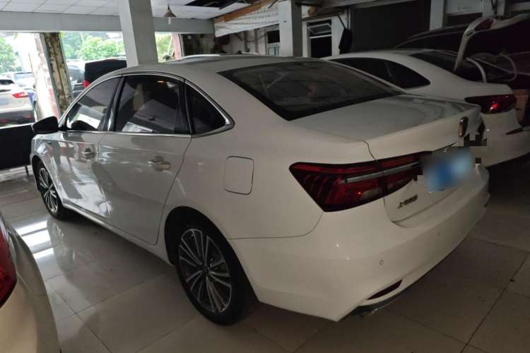 Used Roewe i6 2020 PLUS 1.6L CVT 4G Connected Glory Flagship Edition
