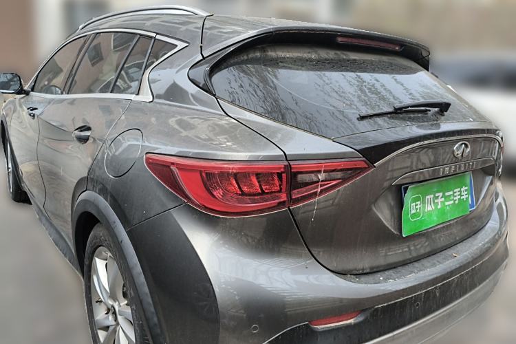 Used Infiniti QX30 2017 1.6T Two-Wheel Drive Fashion Edition Rear Left 45 Deg