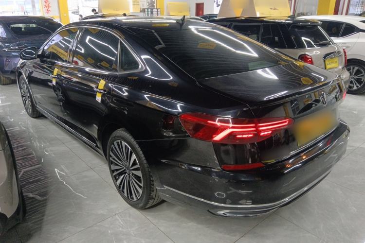 Used Volkswagen Passat 2020 Revised Version 330TSI Luxury Edition China VI Standard